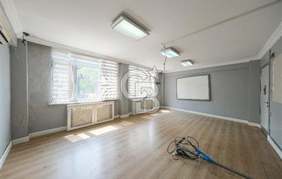 Beşiktaş En İşlek Caddesinde Deniz Manzaralı 2 Kat Kiralık Ofis