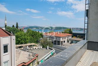 Beşiktaş Deniz Müzesi Karşısı Teraslı Deniz Manzaralı Komple Kiralık Ofis Katı