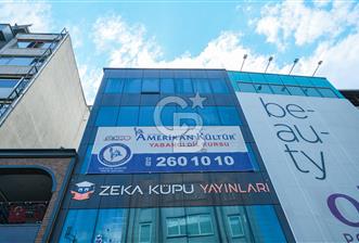 Beşiktaş Çarşı İçerisinde Deniz Manzaralı Kiralık Ofis