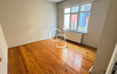 Canik'te Şehir ve Deniz Manzaralı, Merkezi Konumda 3+1 Kiralık Daire