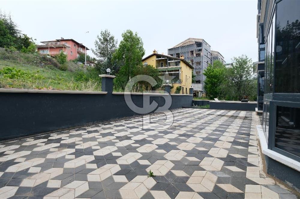 İNCEK'TE RESMİ KURUMLARA YAKIN SATILIK DAİRE
