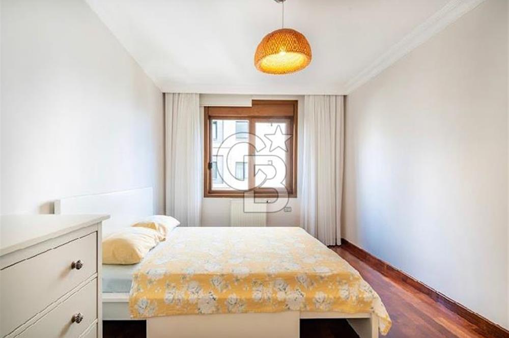 ERENKÖY MERKEZİ KONUMDA EŞYALI KİRALIK 3+1 DAİRE