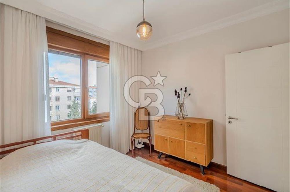 ERENKÖY MERKEZİ KONUMDA EŞYALI KİRALIK 3+1 DAİRE