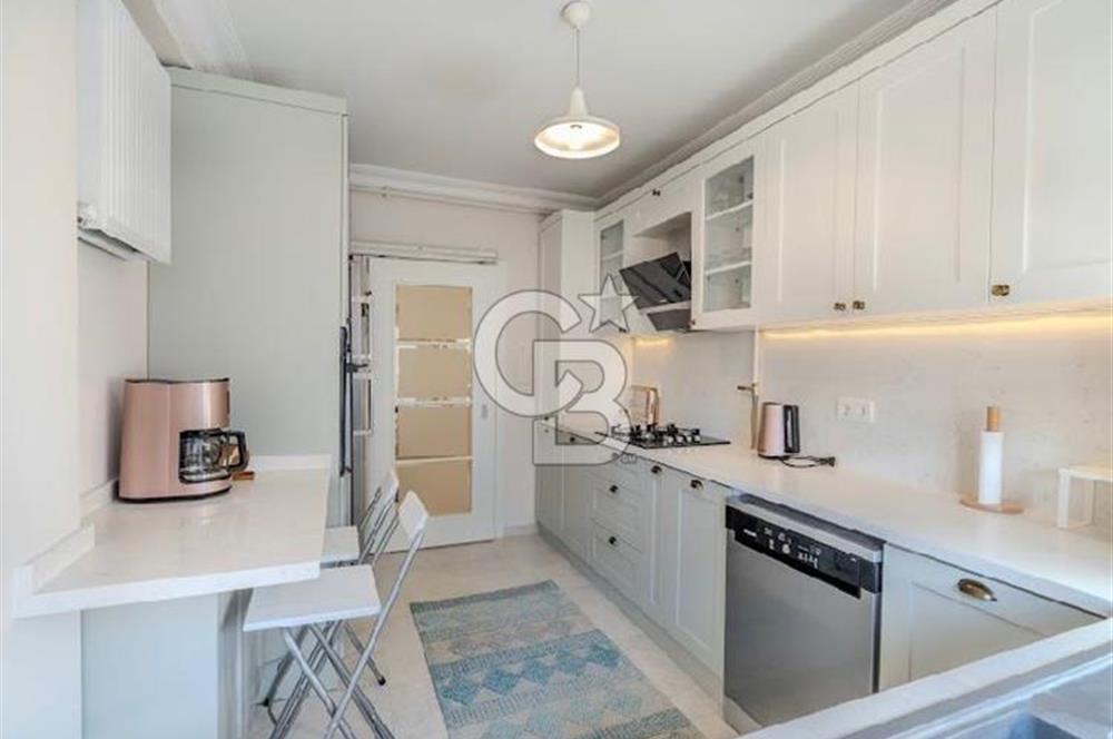 ERENKÖY MERKEZİ KONUMDA EŞYALI KİRALIK 3+1 DAİRE