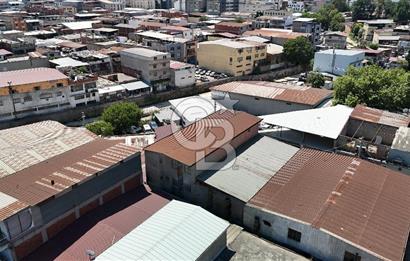 Karabağlar Sanayi de Komple Satılık Bina