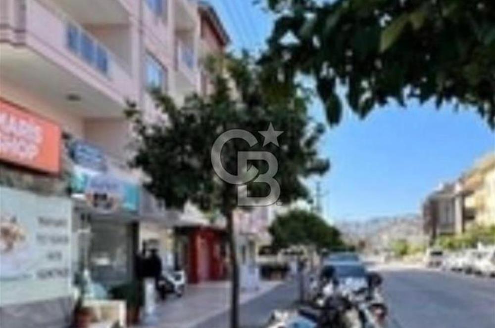 Marmaris/Muğla nın en işlek caddesinde avantajlı dükkan