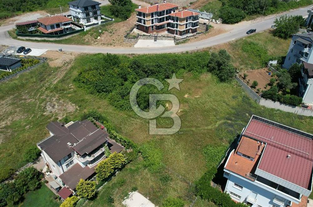 CB TOWER DERİNCE MERSİNCİK'TE 1.667M² MANZARALI %30 İMARLI ARSA