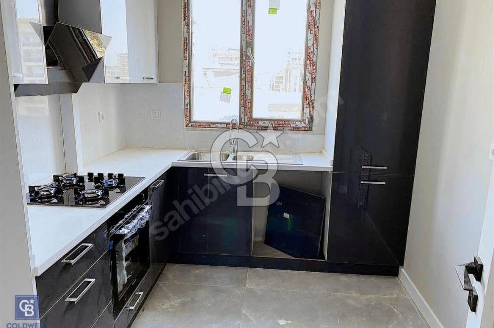 CADDEBOSTAN DA 3+1 85 NET BALKONLU DAİRE
