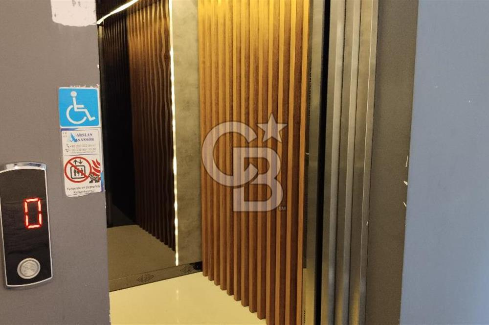 Çiğli, Anadolu Cad. üzerinde Merkezi Lokasyon 1+1 Satılık Daire