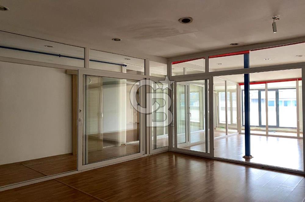 Çekmeköy Çavuşbaşı cad. 320 m2 Kiralık Ofis
