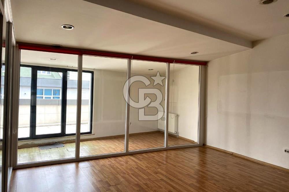 Çekmeköy Çavuşbaşı cad. 320 m2 Kiralık Ofis