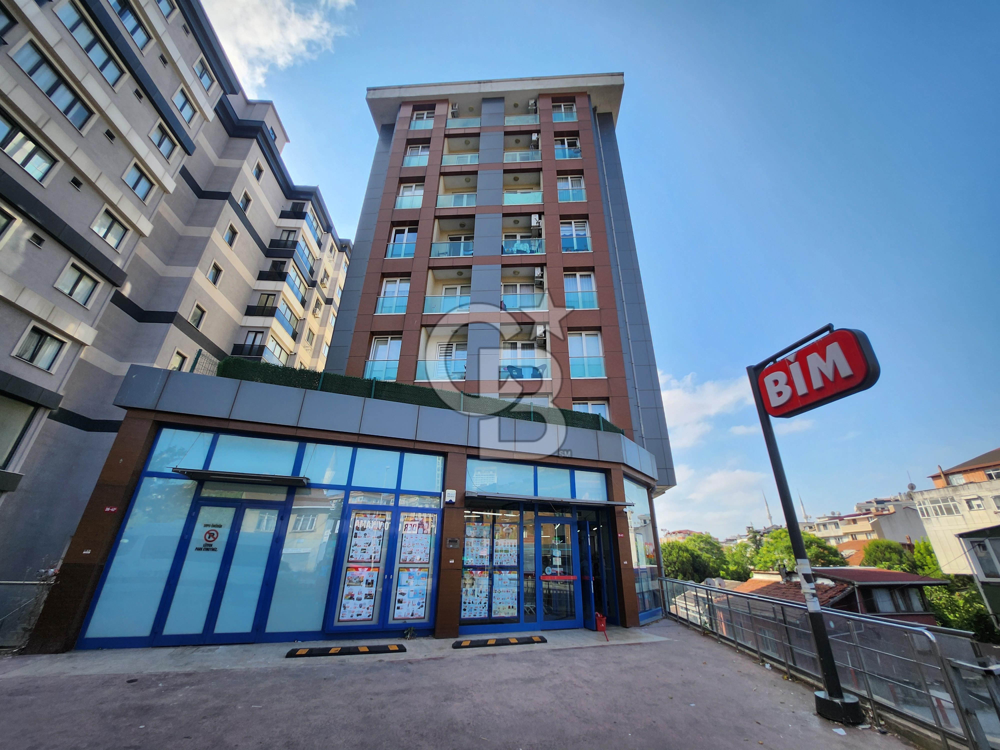 ATAŞEHİR ESATPAŞA MAHALLESİNDE CADDE ÜZERİ SATILIK 2+1 DAİRE