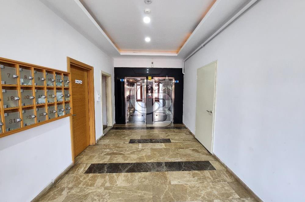 ATAŞEHİR ESATPAŞA MAHALLESİNDE CADDE ÜZERİ SATILIK 2+1 DAİRE