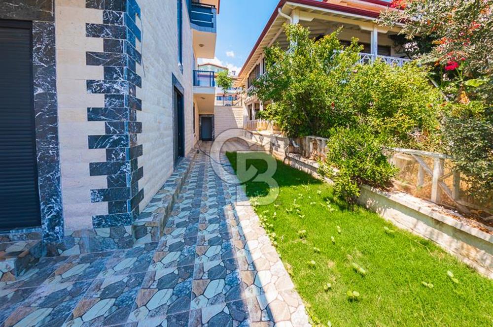 ANTALYA DEMRE KUMDAĞINDA DENİZ MANZARALI SATILIK LÜKS VİLLA