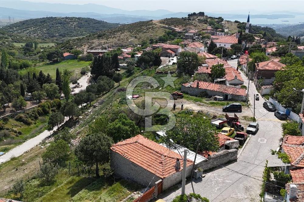 İzmir,Aliağa,Aşağışakran da 2+1 Satılık Müştemilatlı Müstakil Ev