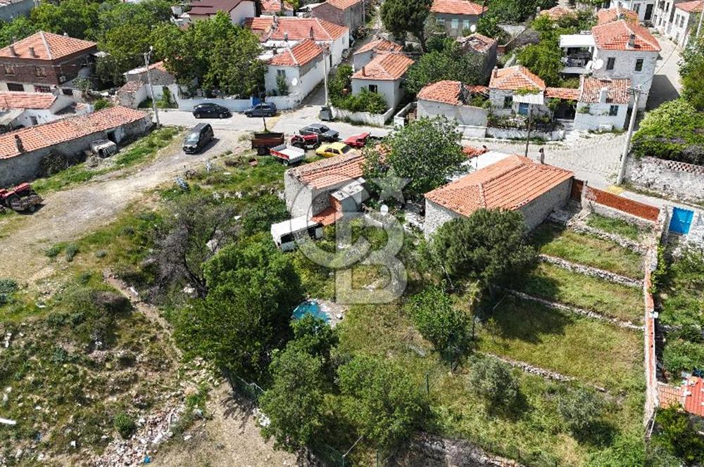 İzmir,Aliağa,Aşağışakran da 2+1 Satılık Müştemilatlı Müstakil Ev