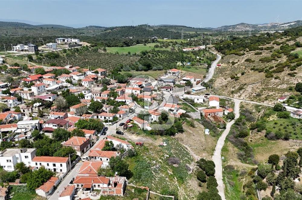 İzmir,Aliağa,Aşağışakran da 2+1 Satılık Müştemilatlı Müstakil Ev