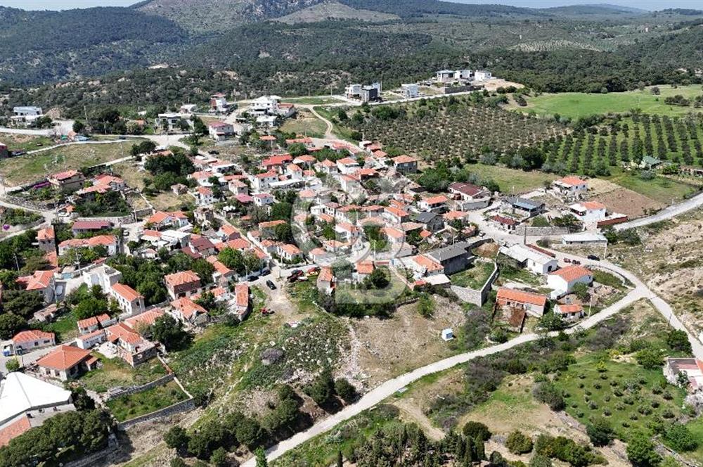 İzmir,Aliağa,Aşağışakran da 2+1 Satılık Müştemilatlı Müstakil Ev