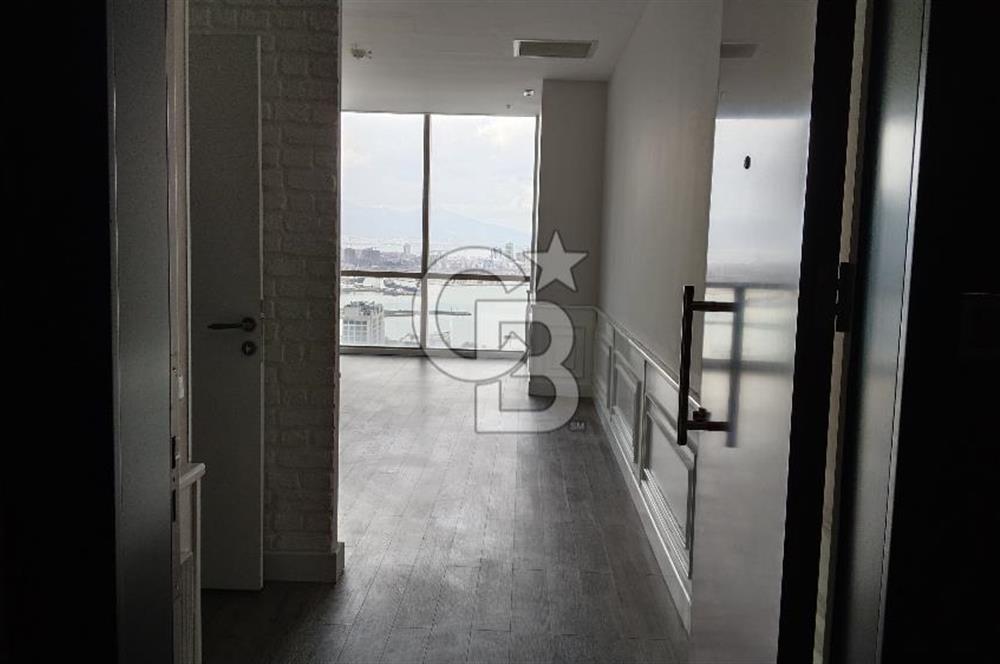 Bayraklı Folkart Towers da Kiralık Büro & Ofis