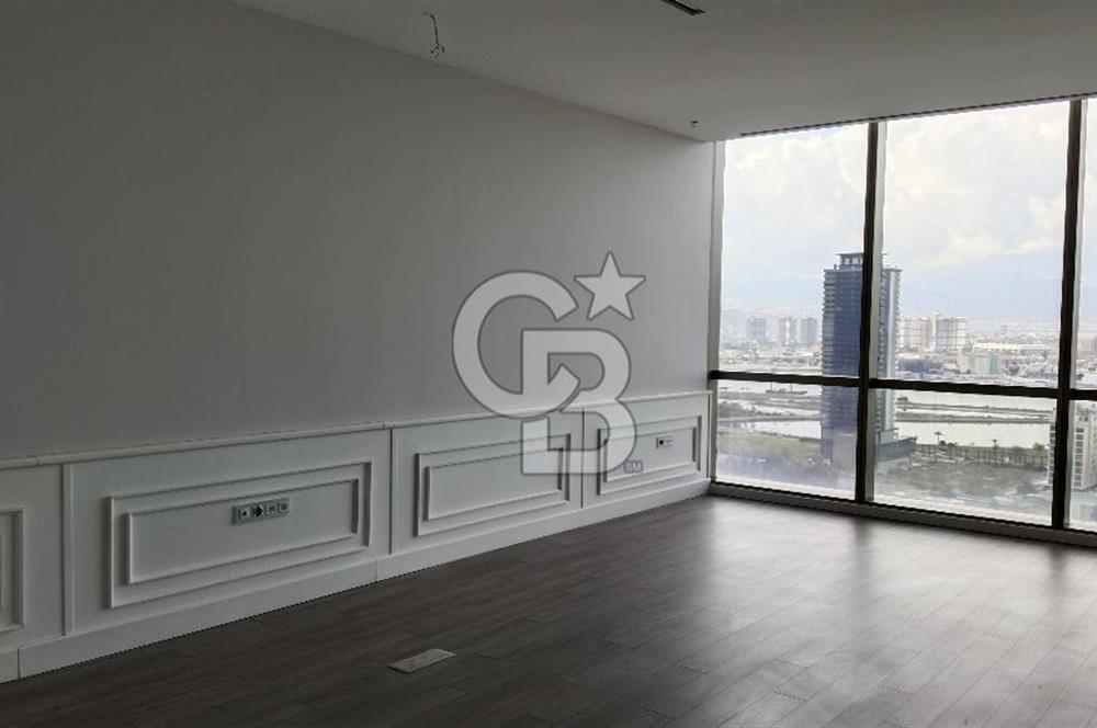 Bayraklı Folkart Towers da Kiralık Büro & Ofis