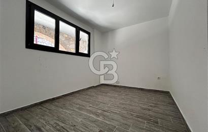 Küçükköy'de Havuzlu Sitede Satılık 2+1 Daireler