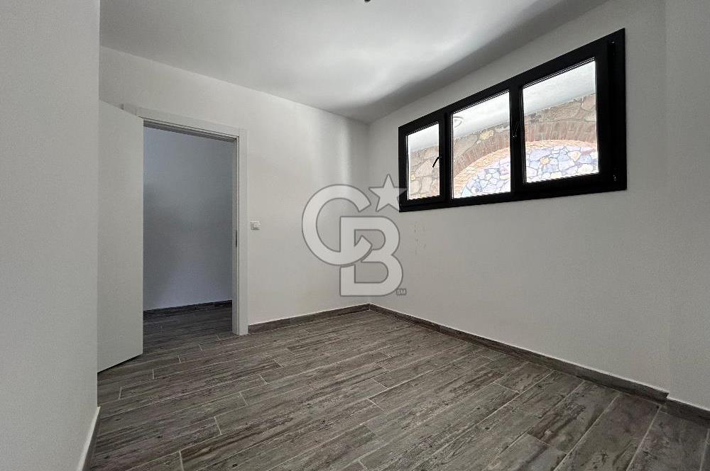 Küçükköy'de Havuzlu Sitede Satılık 2+1 Daireler