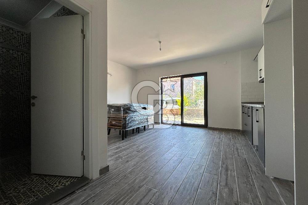 Küçükköy'de Havuzlu Sitede Satılık 2+1 Daireler