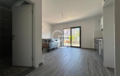 Küçükköy'de Havuzlu Sitede Satılık 2+1 Daireler