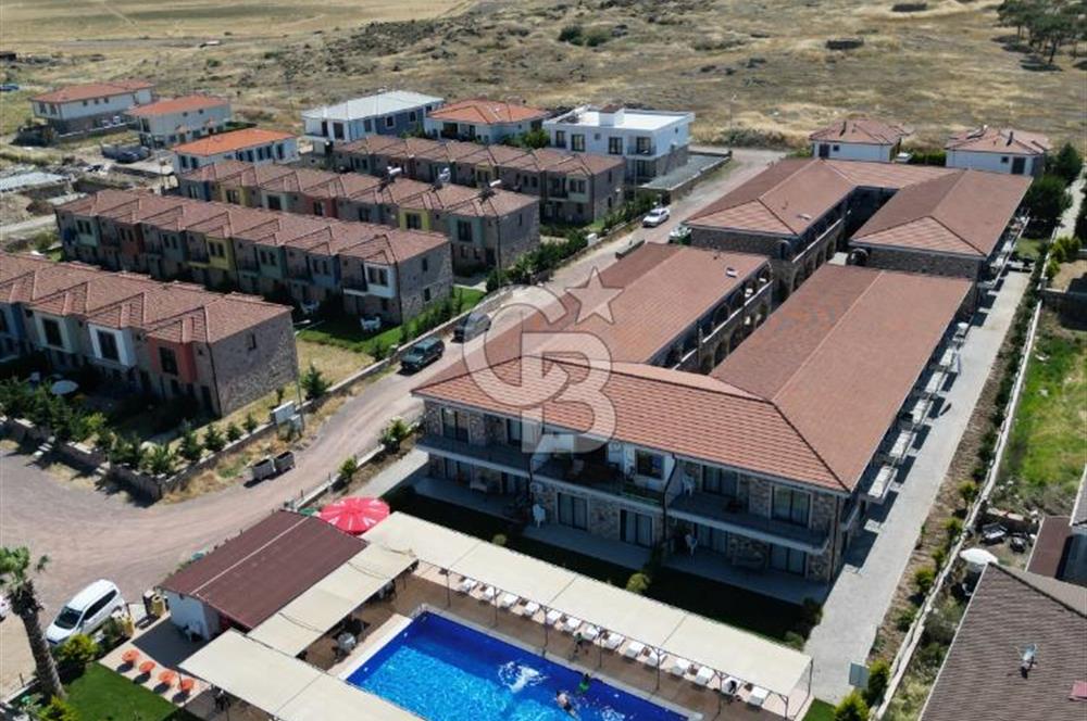 Küçükköy'de Havuzlu Sitede Satılık 2+1 Daireler