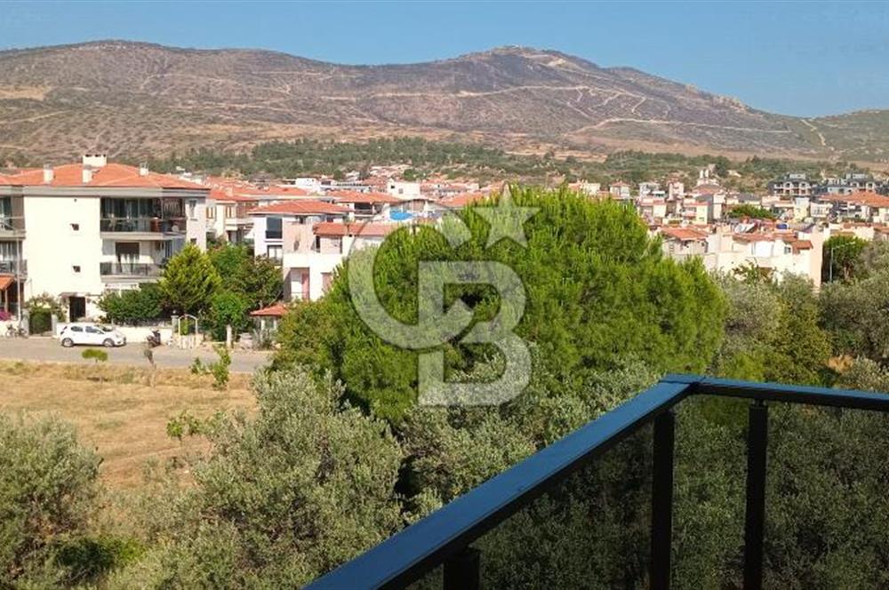 CB iYA'DAN YENİ FOÇA MERKEZDE LÜKS 2+1 KİRALIK DAİRE
