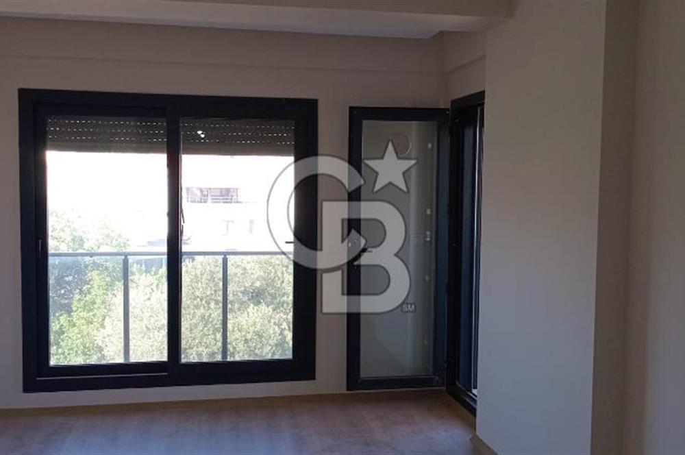 CB iYA'DAN YENİ FOÇA MERKEZDE LÜKS 2+1 KİRALIK DAİRE