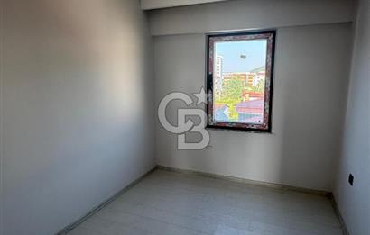 Cumhuriyet Mahallesinde 2+1 Havuzlu Site