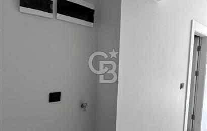 Cumhuriyet Mahallesinde 2+1 Havuzlu Site