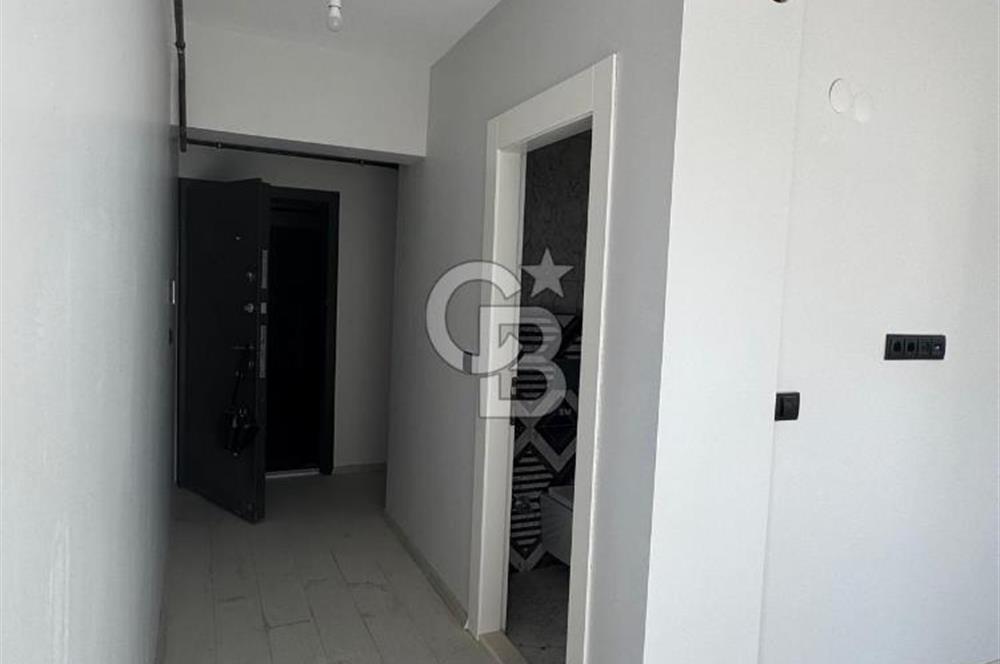 Cumhuriyet Mahallesinde 2+1 Havuzlu Site
