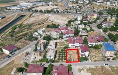COLDWELL BANKER'DEN ORUÇ REİS MH.DE SATILIK KONUT İMARLI ARSA