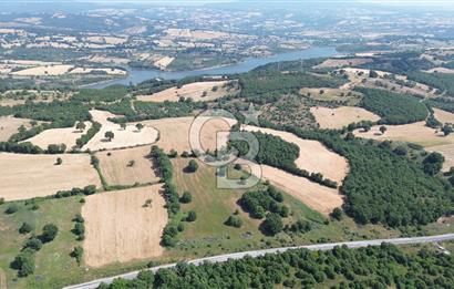 Çanakkale Çan Küçüklü'de Anayol Cepheli Satılık 9767M² Tarla !