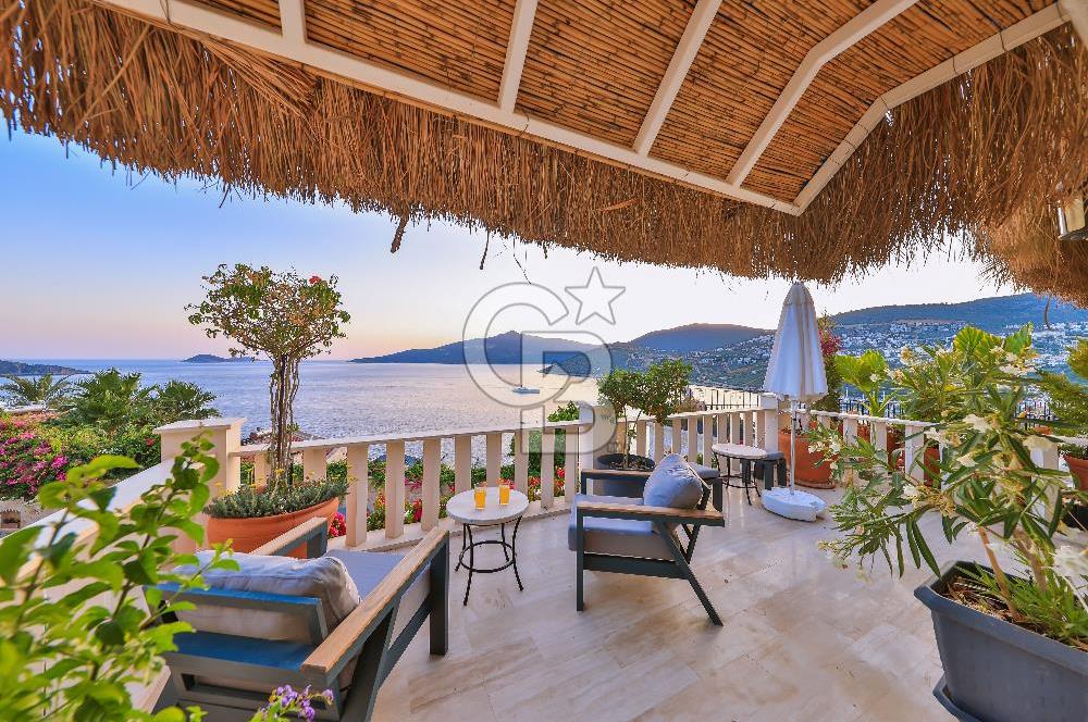 CB GİZ'DEN KAŞ KALKAN KÖMÜRLÜK'DE SATILIK 5+1 LÜKS VİLLA