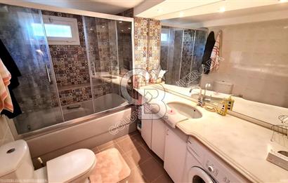 Kuşadası Merkezde Eşyalı Deniz Manzaralı 3+1 Kiralık Daire