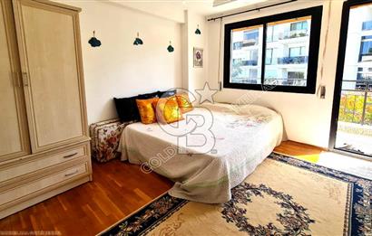 Kuşadası Merkezde Eşyalı Deniz Manzaralı 3+1 Kiralık Daire