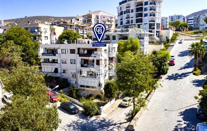 Kuşadası Merkezde Eşyalı Deniz Manzaralı 3+1 Kiralık Daire