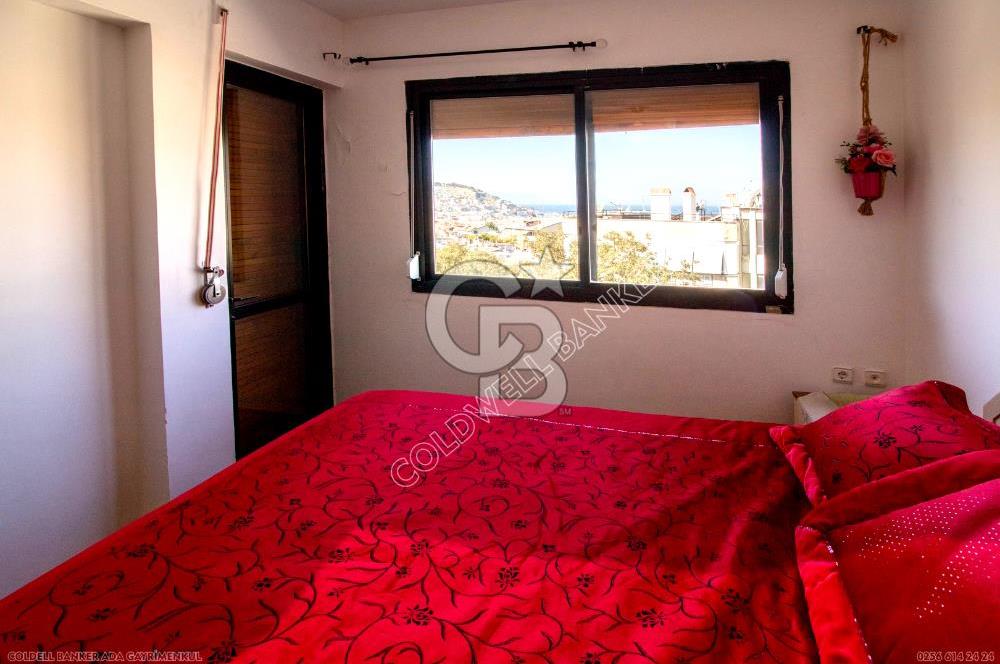 Kuşadası Merkezde Eşyalı Deniz Manzaralı 3+1 Kiralık Daire