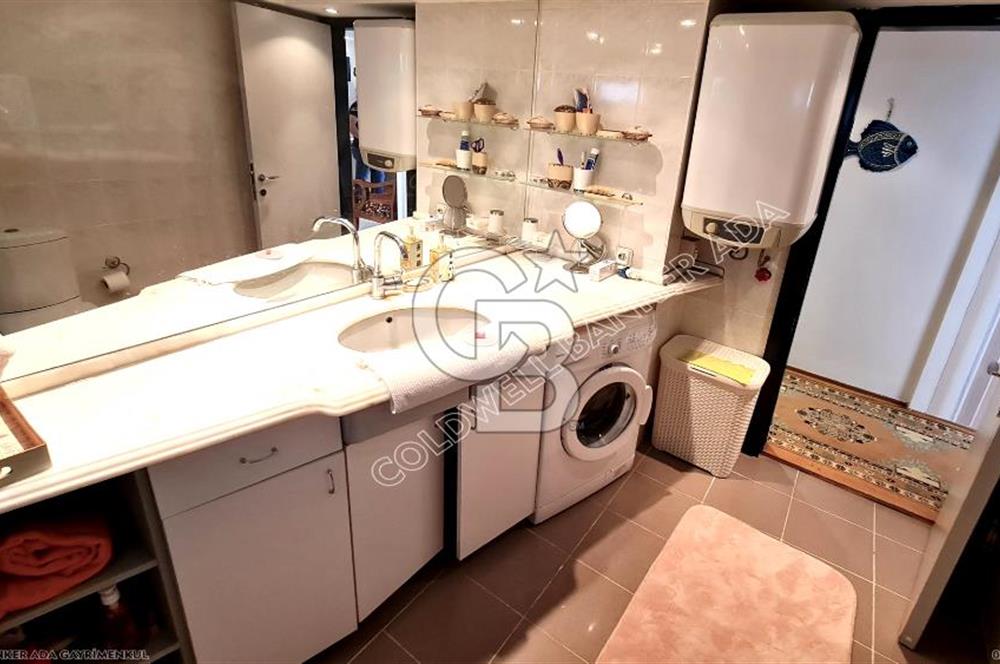 Kuşadası Merkezde Eşyalı Deniz Manzaralı 3+1 Kiralık Daire
