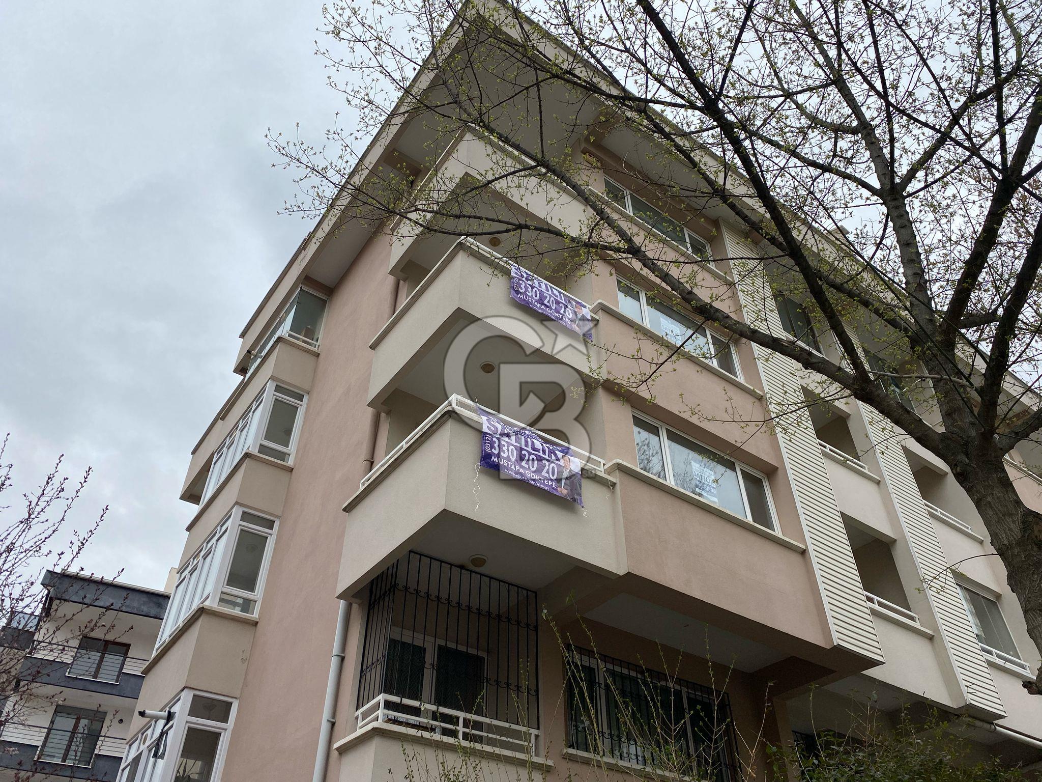 YILDIZEVLERDE 4 ADET BALKONLU GÜNEY CEPHEDE FERAH İÇİ BOŞ DAİRE