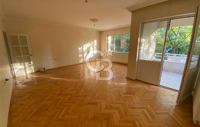 GÜNEY CEPHE İÇİ BOŞ 4 ADET BALKONLU 120MT2 FERAH DAİRE