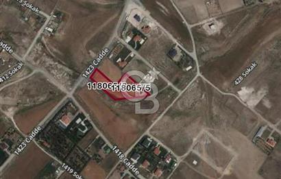 GÖLBAŞI HACILARDA VİLLA BÖLGESİNDE İMARLI UYGUN ARSA 656 MT2
