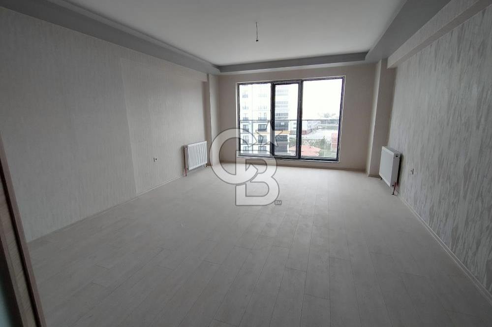 GÜNEŞEVLER DE CADDE ÜZERİNDE HER KAT VE CEPHEDE 3+1 SATILIK DAİRELER