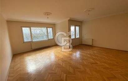 YILDIZEVLERDE 4 ADET BALKONLU GÜNEY CEPHEDE FERAH İÇİ BOŞ DAİRE