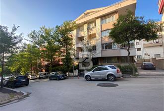 GÜNEY CEPHE İÇİ BOŞ 4 ADET BALKONLU 120MT2 FERAH DAİRE