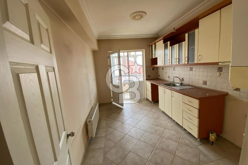 YILDIZEVLERDE 4 ADET BALKONLU GÜNEY CEPHEDE FERAH İÇİ BOŞ DAİRE