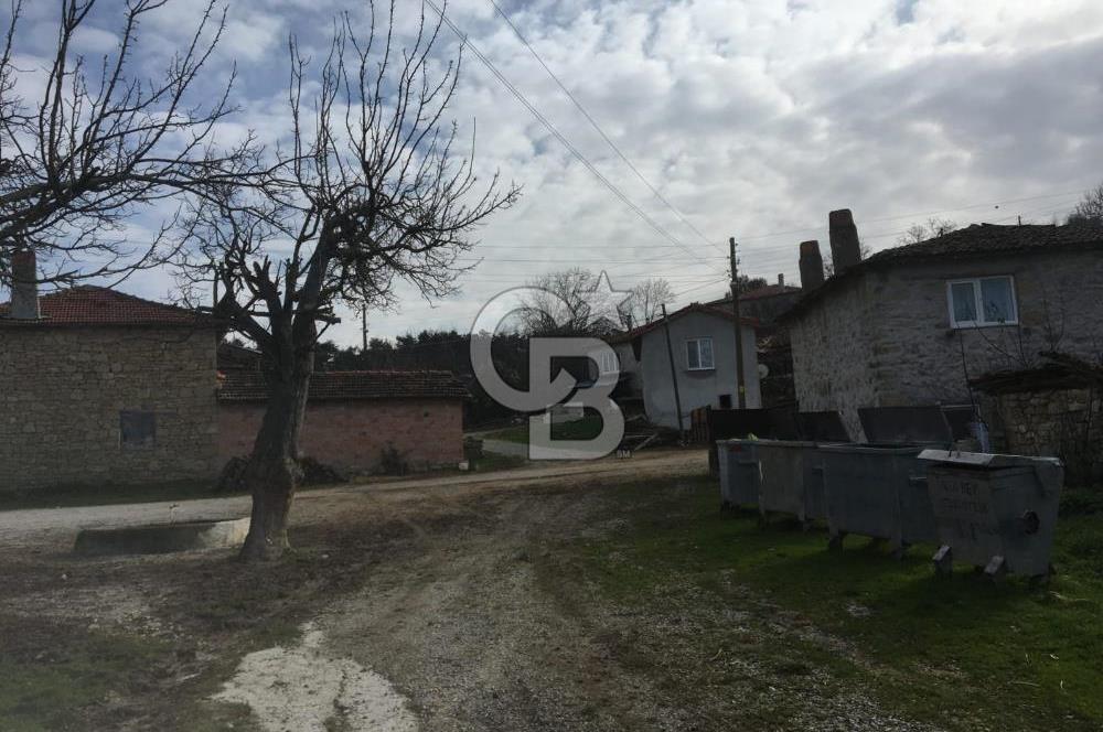 KIZILKEÇİLİ İDELİK MAHALLE MERKEZİNDE CAMİ YANI IMARLI ARSA